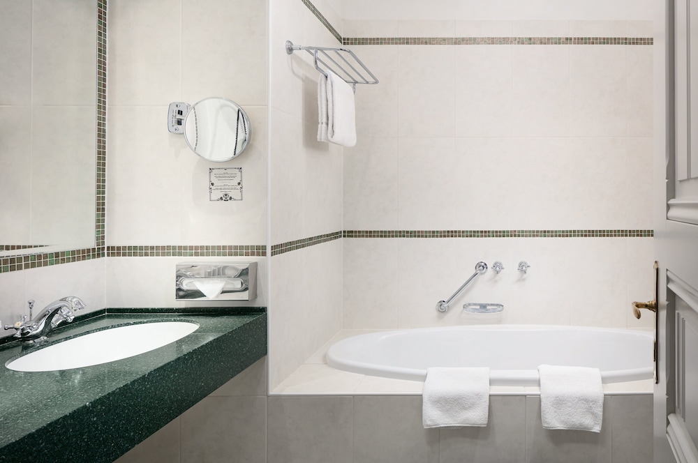 Hotel Paris Prague — Hotel rooms in Prague, Prague