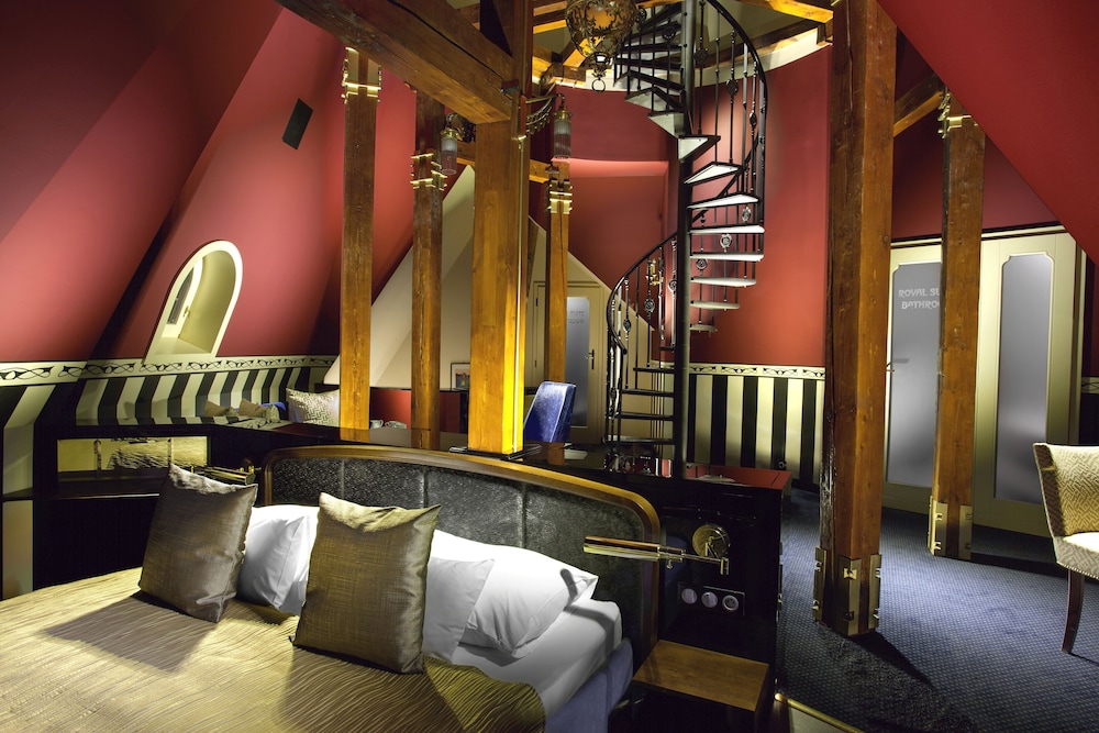 Hotel Paris Prague — Hotel rooms in Prague, Prague