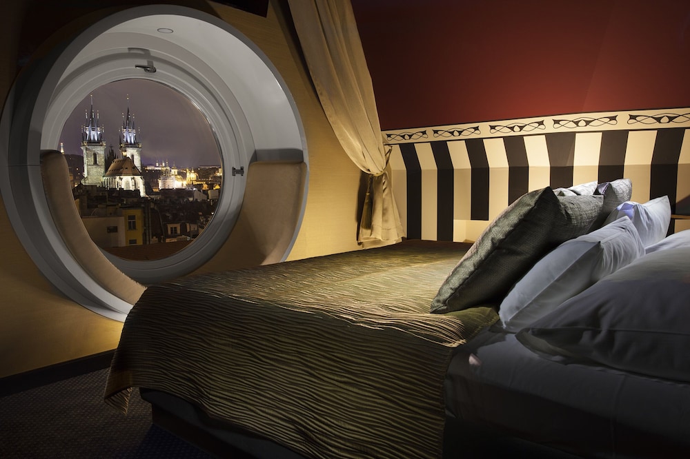 Hotel Paris Prague — Hotel rooms in Prague, Prague