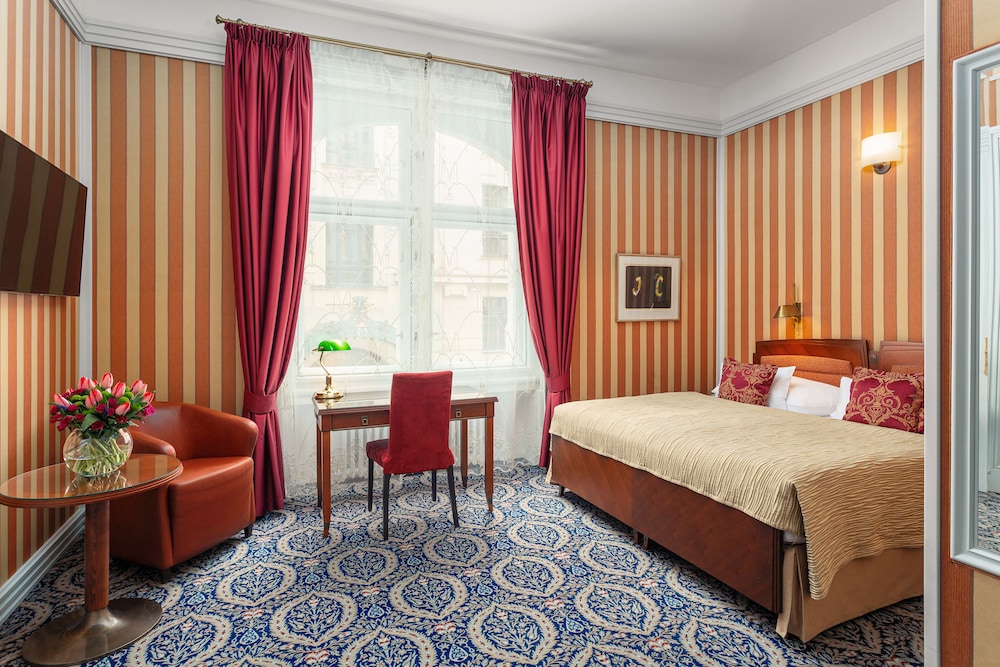 Hotel Paris Prague — Hotel rooms in Prague, Prague
