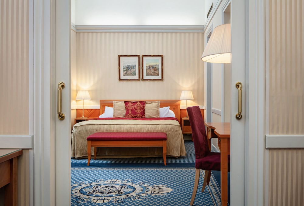 Hotel Paris Prague — Hotel rooms in Prague, Prague