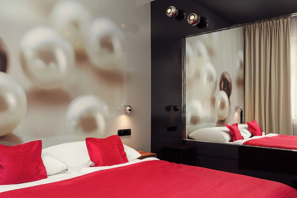 Hotel Perla — Hotel rooms in Prague, Prague