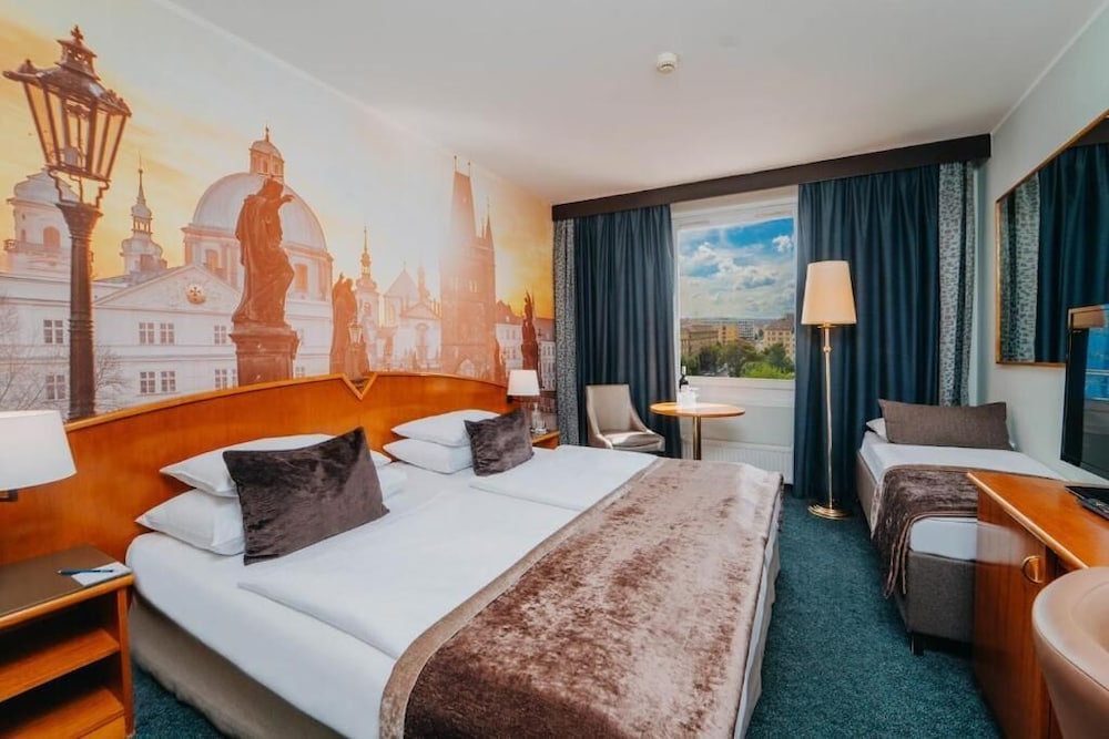 Plaza Boutique Hotel – Czech Leading Hotels — Hotel rooms in Prague, Prague
