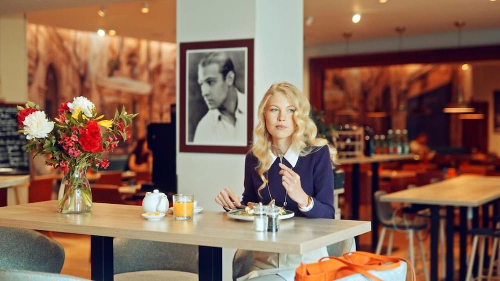 Plaza Boutique Hotel – Czech Leading Hotels — Restaurant & bars in Prague, Prague
