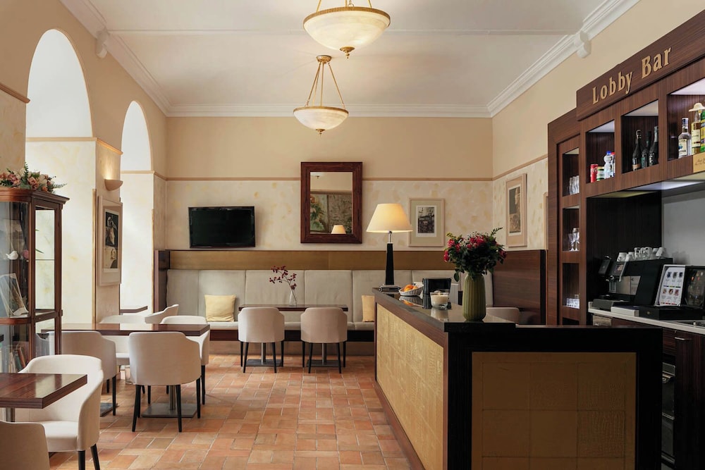 Hotel Praga 1 — Restaurant & bars in Prague, Prague
