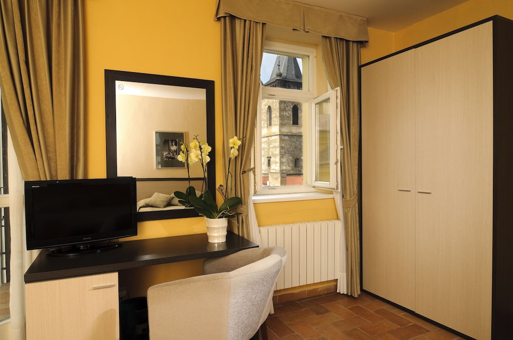 Hotel Praga 1 — Hotel rooms in Prague, Prague