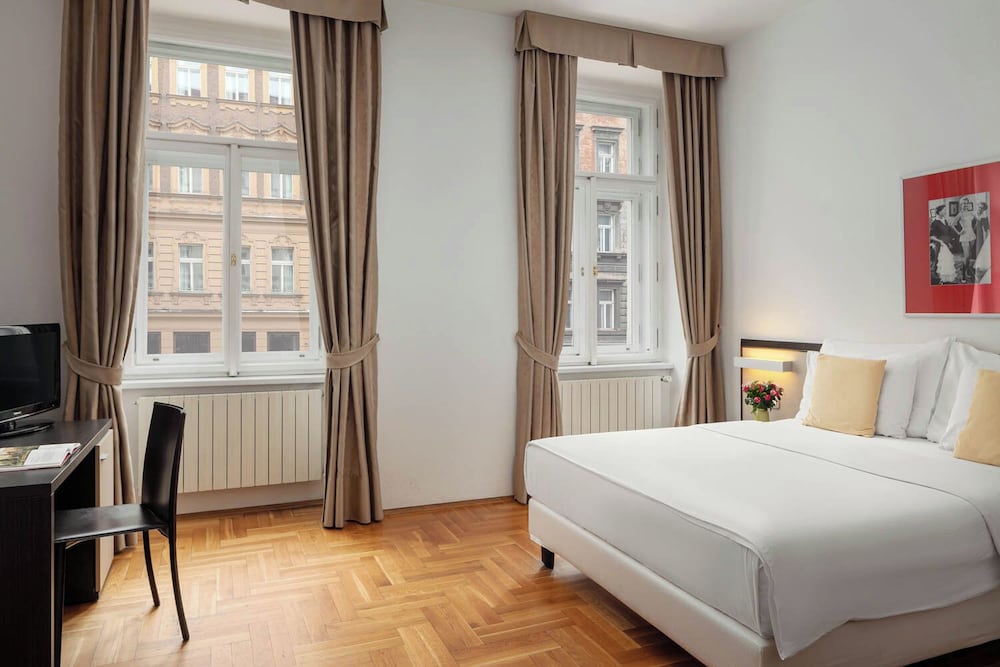 Hotel Praga 1 — Hotel rooms in Prague, Prague