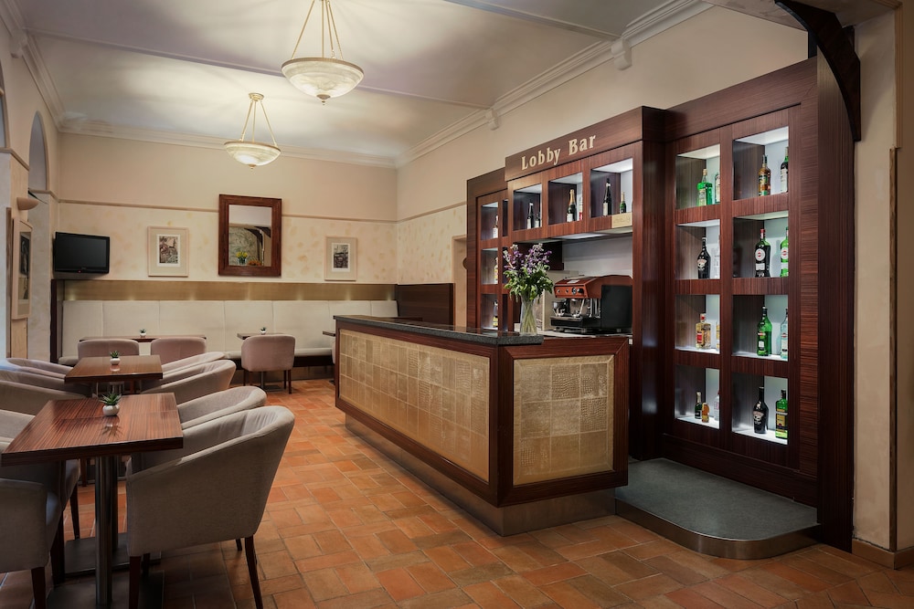 Hotel Praga 1 — Restaurant & bars in Prague, Prague