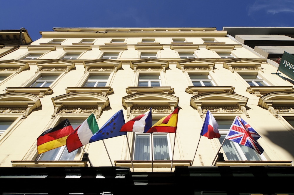 Hotel Praga 1 — Hotel building in Prague, Prague