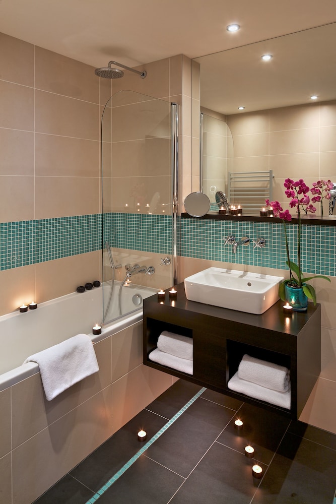 Red and Blue Design Hotel Prague — Hotel rooms in Prague, Prague