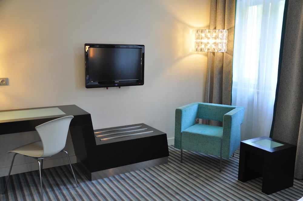 Red and Blue Design Hotel Prague — Hotel rooms in Prague, Prague