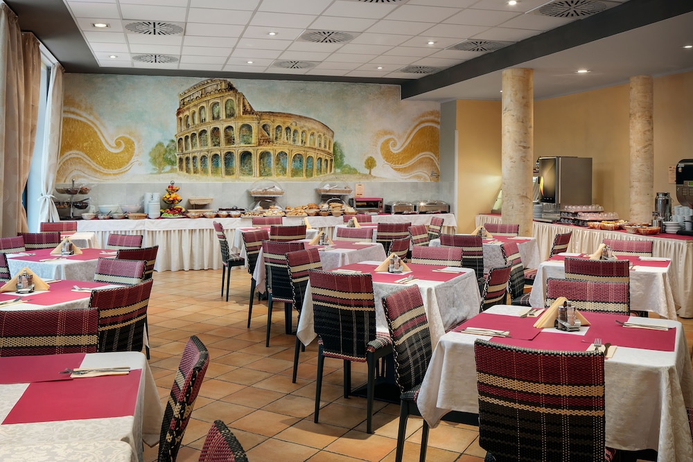 Hotel Roma Prague — Restaurant & bars in Prague, Prague