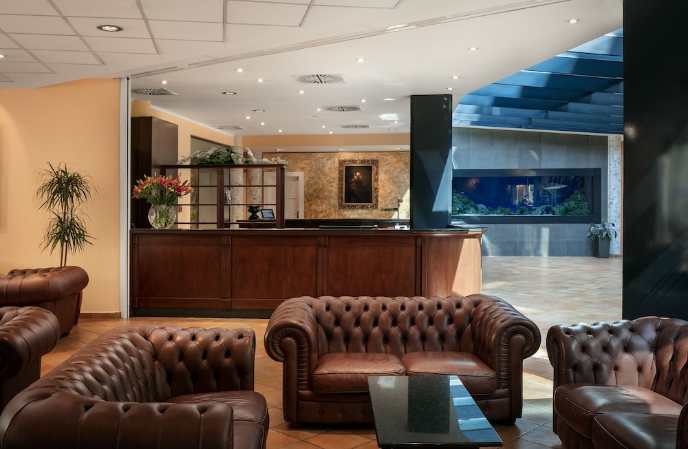 Hotel Roma Prague — Hotel building in Prague, Prague