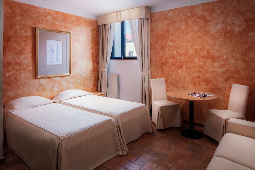 Hotel Roma Prague — Hotel rooms in Prague, Prague