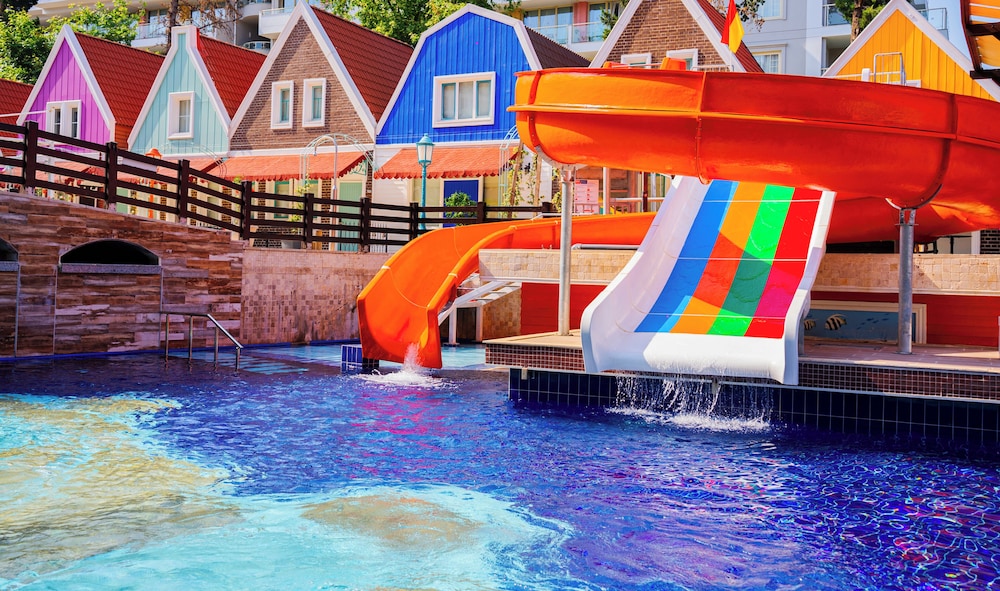 Orange County Kemer — Swimming pool in Kemer