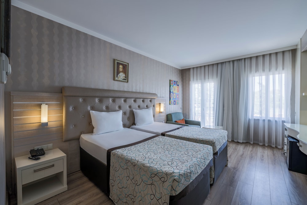 Orange County Kemer — Hotel rooms in Kemer