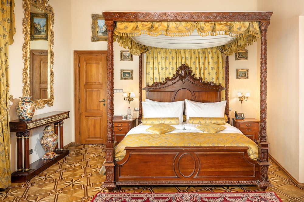 Hotel U Prince Prague by BHG — Hotel rooms in Prague, Prague