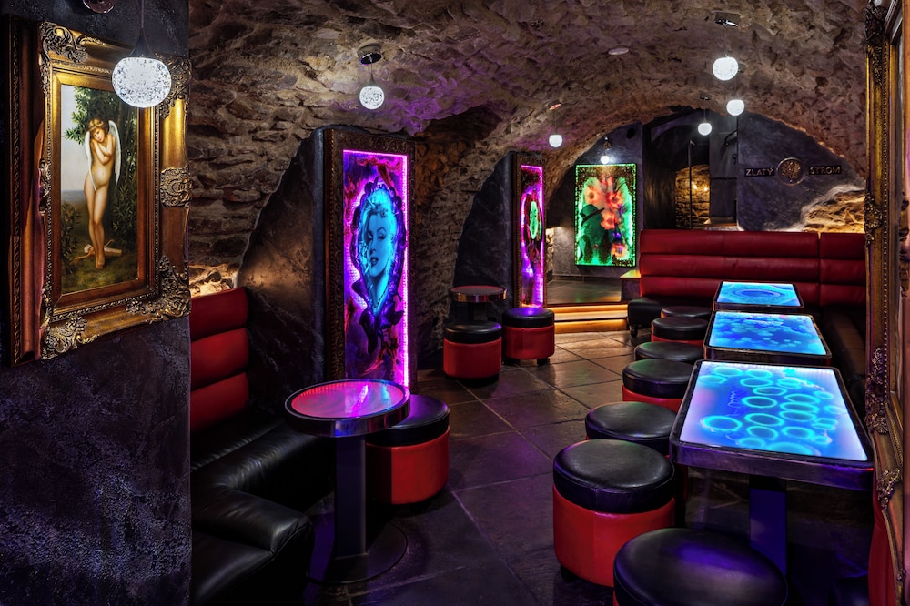 Hotel U Zlatého Stromu Prague by BHG — Restaurant & bars in Prague, Prague