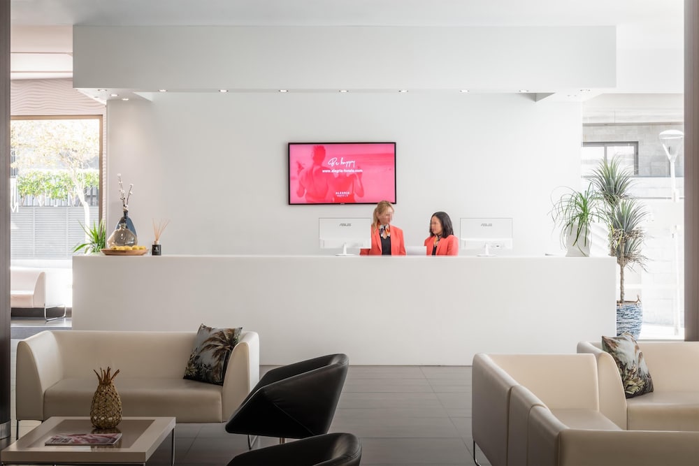 ALEGRIA Mariner - Adults Only — Hotel building in Lloret de Mar, Catalonia