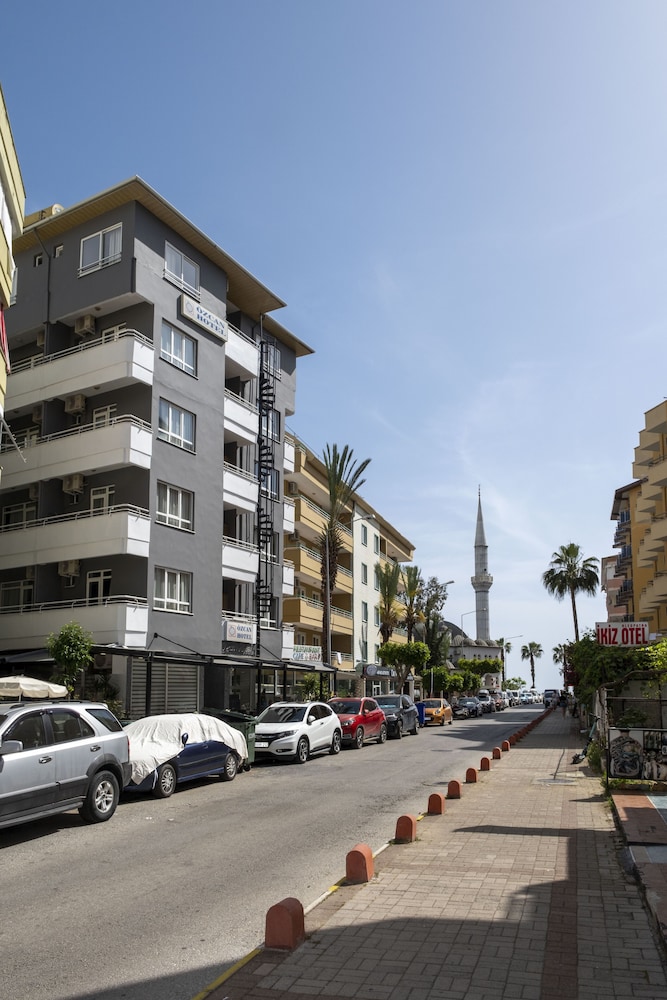 Miss Cleopatra Hotel — Hotel building in Alanya