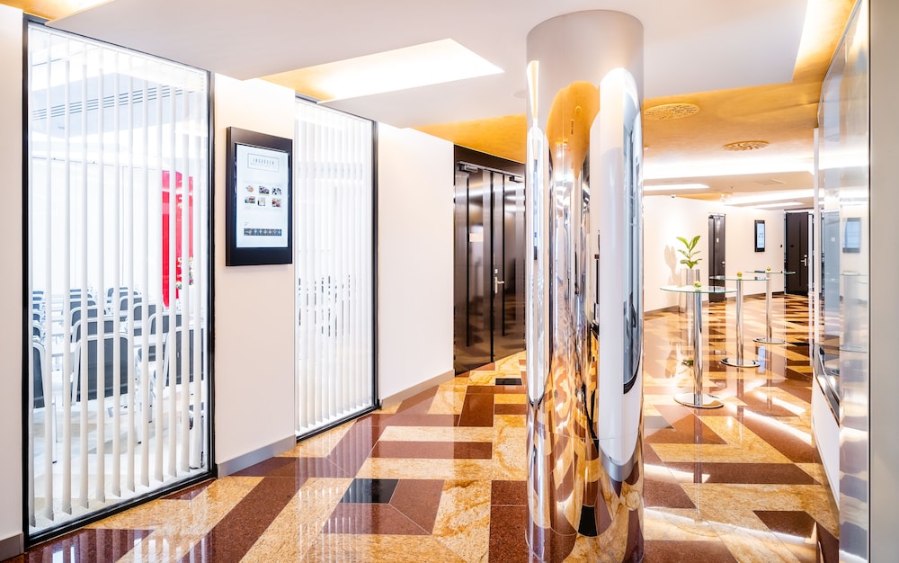 Grandium Hotel Prague — Hotel building in Prague, Prague