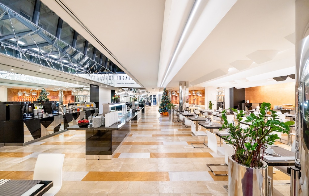 Grandium Hotel Prague — Restaurant & bars in Prague, Prague