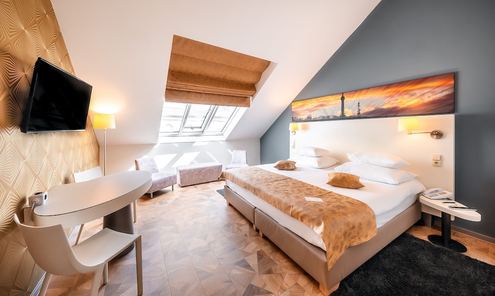 Grandium Hotel Prague — Hotel rooms in Prague, Prague