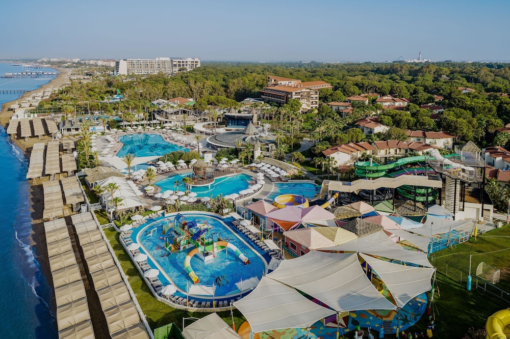 Papillon Belvil Holiday Village - All Inclusive — Pool in Belek
