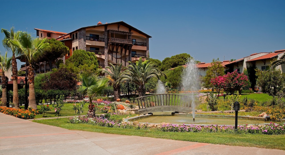 Papillon Belvil Holiday Village - All Inclusive — Shared spaces in Belek