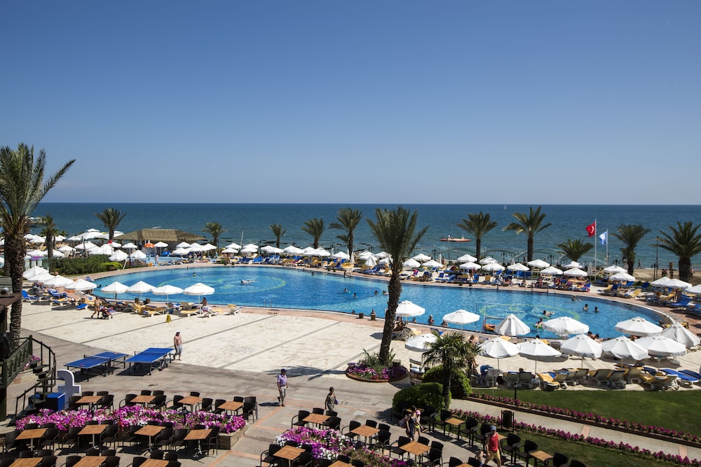 Papillon Belvil Holiday Village - All Inclusive — Pool in Belek