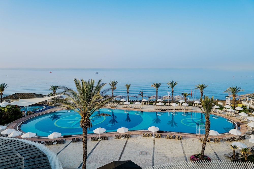 Papillon Belvil Holiday Village - All Inclusive — Pool in Belek