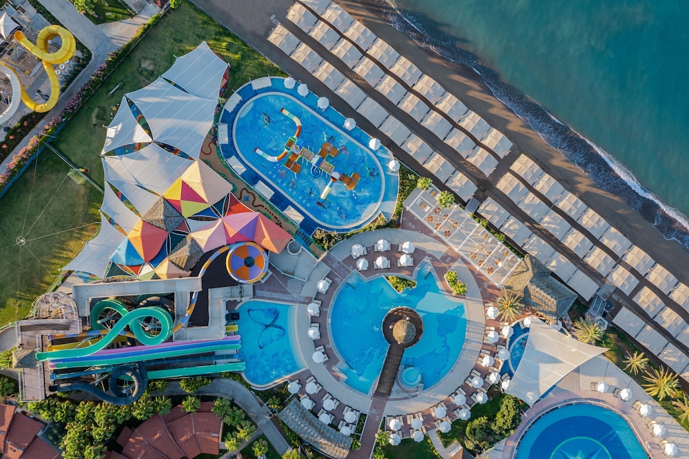 Papillon Belvil Holiday Village - All Inclusive — Pool in Belek
