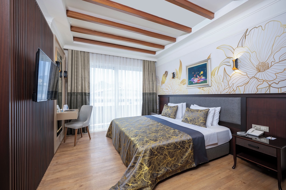 Porto Bello Hotel Resort & Spa — Hotel rooms in Antalya