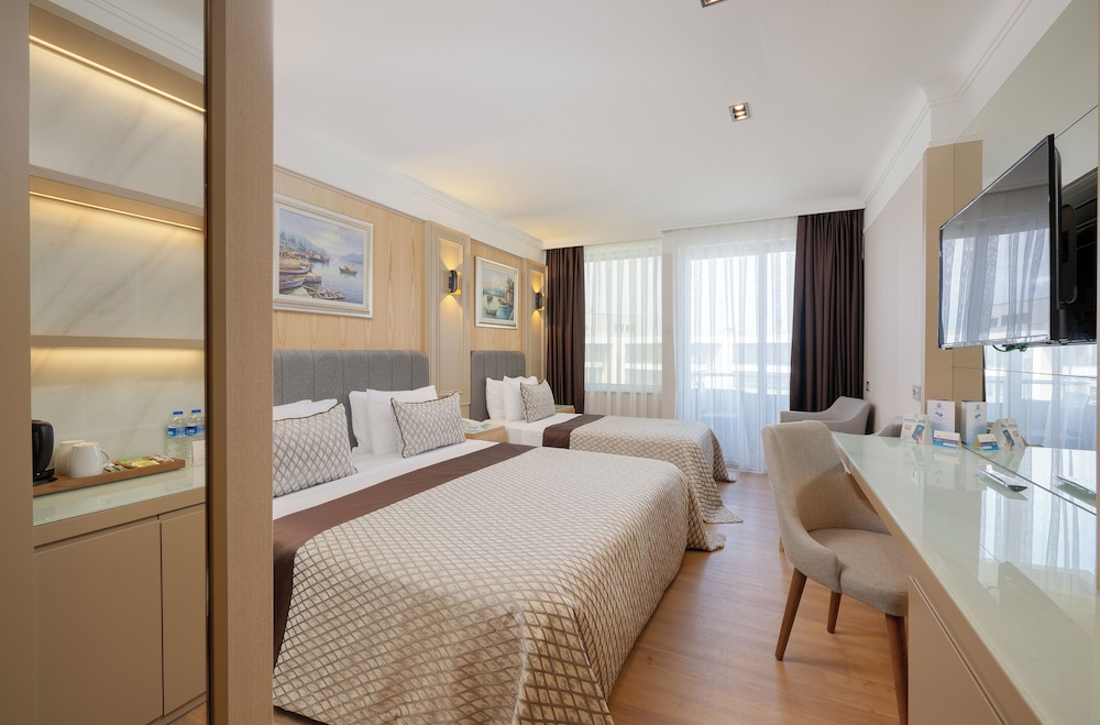 Porto Bello Hotel Resort & Spa — Hotel rooms in Antalya