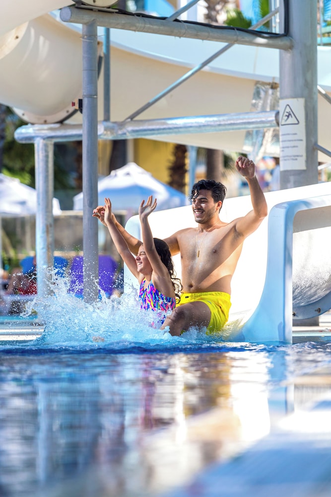 Porto Bello Hotel Resort & Spa — Attractions for children in Antalya