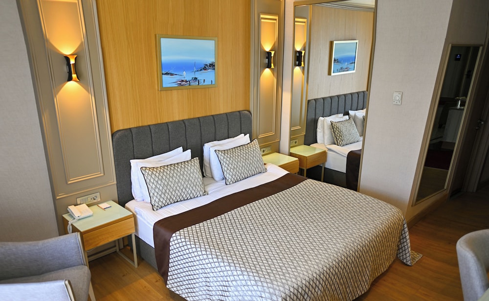 Porto Bello Hotel Resort & Spa — Hotel rooms in Antalya