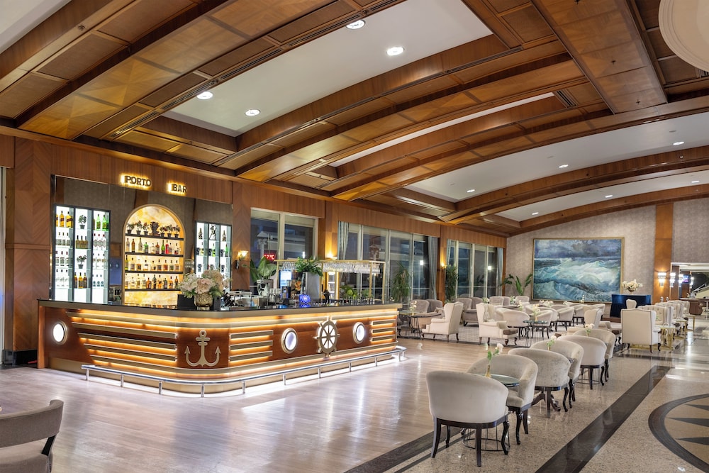 Porto Bello Hotel Resort & Spa — Restaurant & bars in Antalya