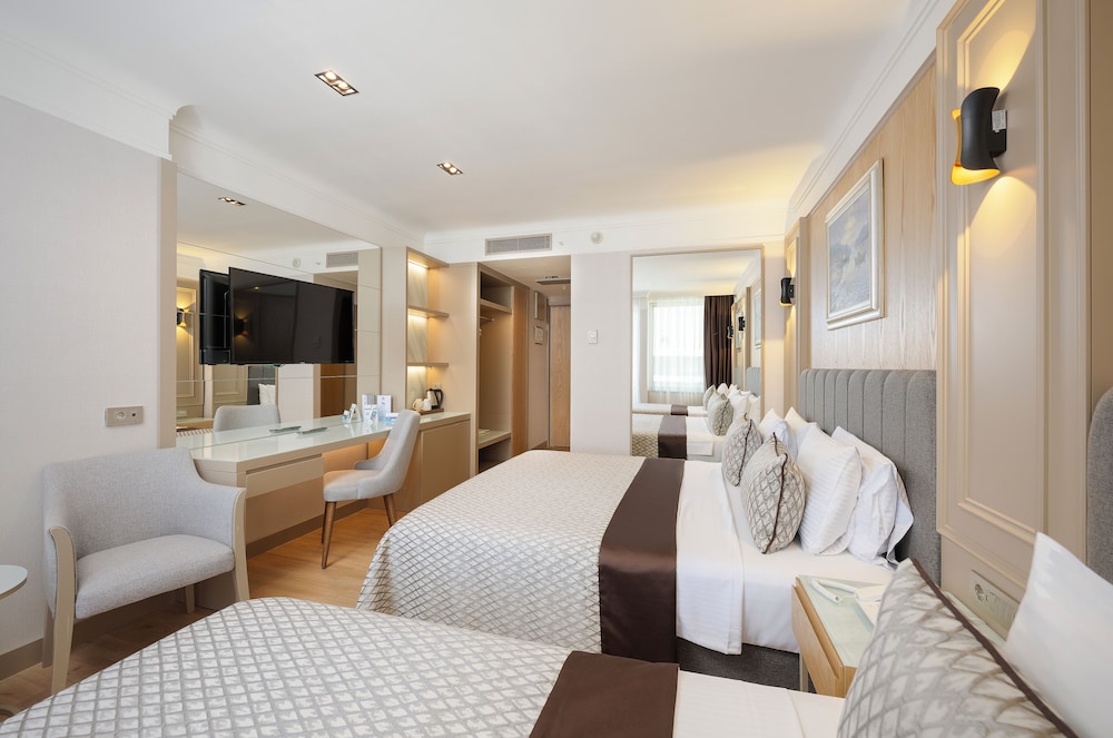 Porto Bello Hotel Resort & Spa — Hotel rooms in Antalya