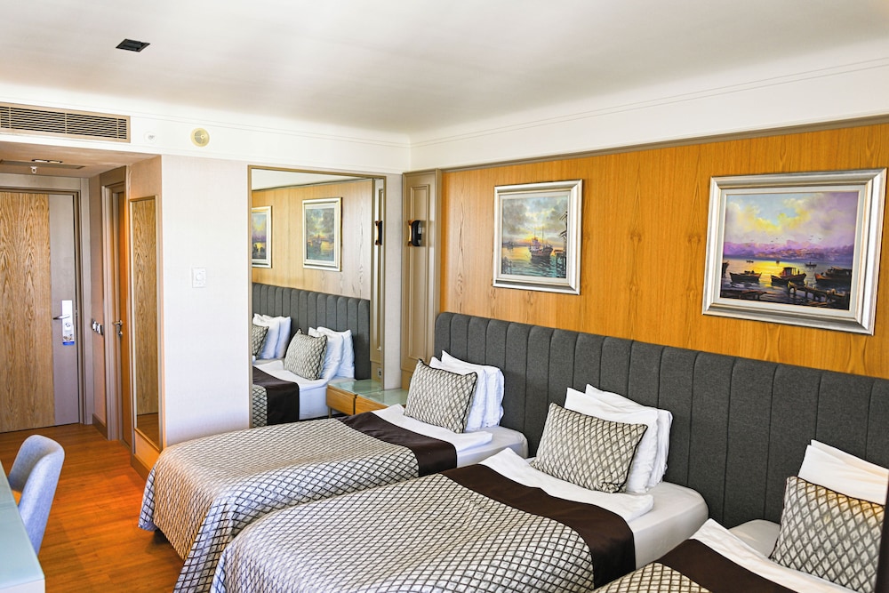 Porto Bello Hotel Resort & Spa — Hotel rooms in Antalya