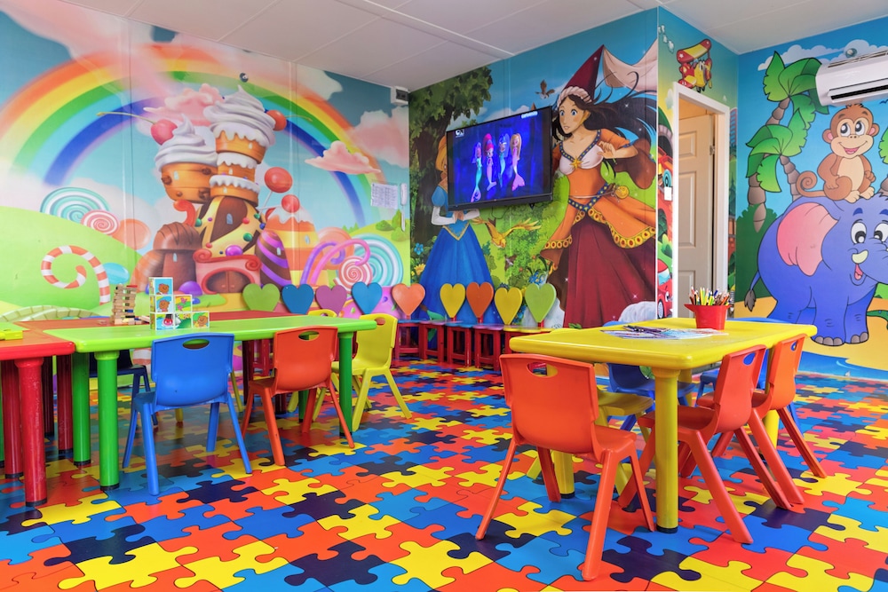 Porto Bello Hotel Resort & Spa — Attractions for children in Antalya