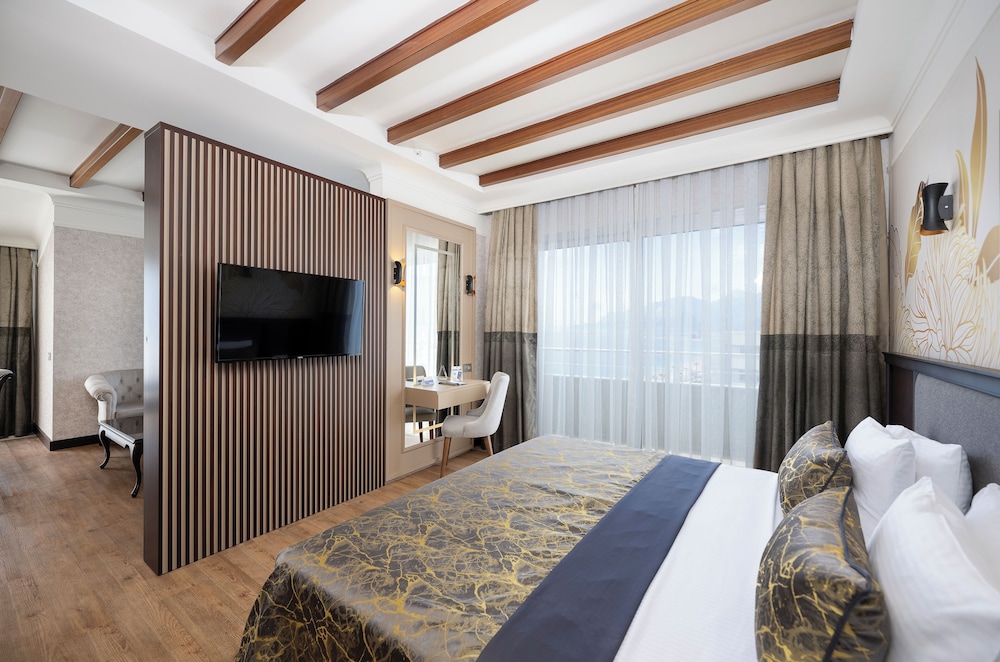 Porto Bello Hotel Resort & Spa — Hotel rooms in Antalya