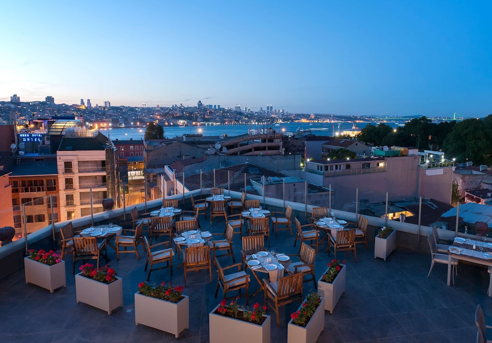 DoubleTree by Hilton Hotel Istanbul - Sirkeci - zdjęcie 2