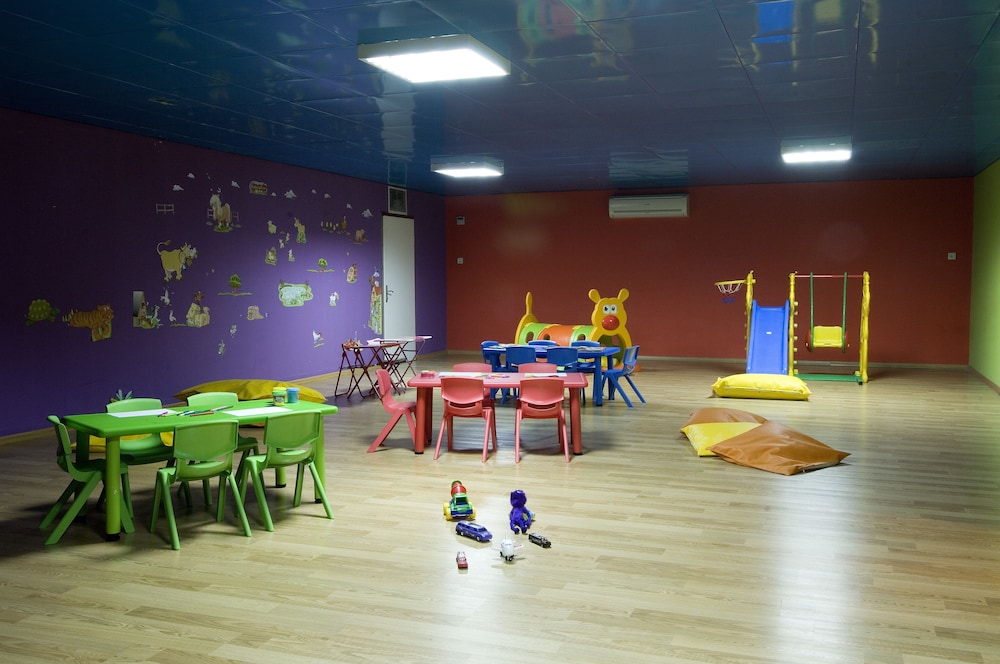 Ramada Plaza by Wyndham Antalya — Attractions for children in Antalya