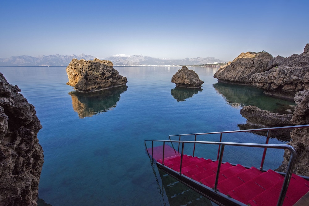 Ramada Plaza by Wyndham Antalya — Attractions in the area in Antalya