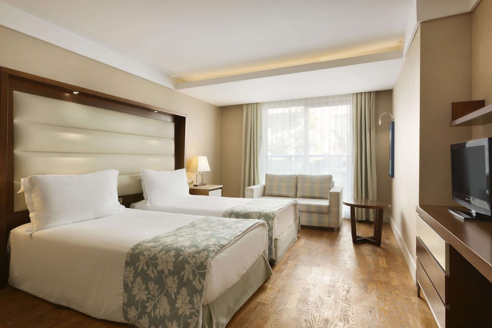 Ramada Plaza by Wyndham Antalya — Hotel rooms in Antalya