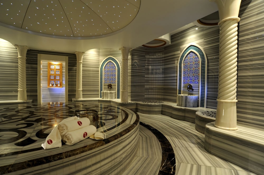 Ramada Plaza by Wyndham Antalya — Spa in Antalya
