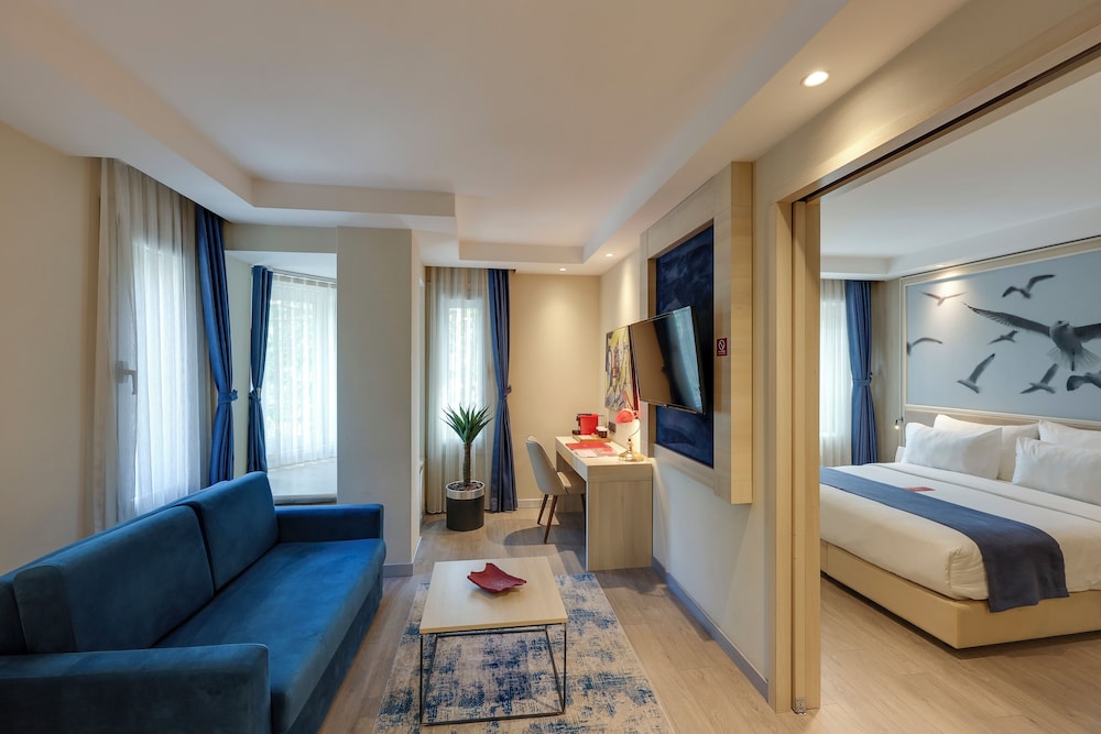 Ramada by Wyndham Istanbul Old City — Hotel rooms in Istanbul, Istanbul