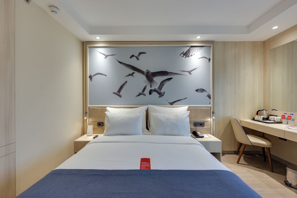 Ramada by Wyndham Istanbul Old City — Hotel rooms in Istanbul, Istanbul