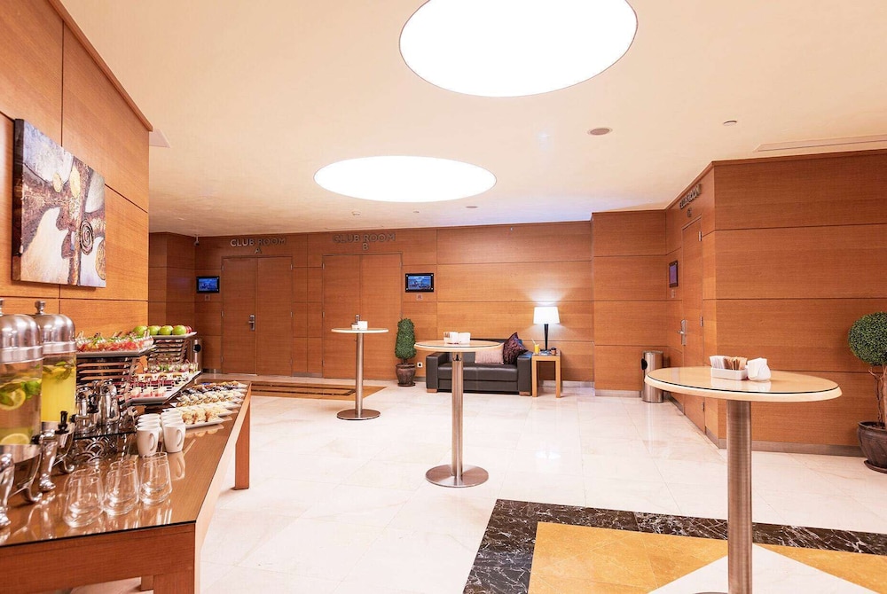 Ramada Plaza by Wyndham Istanbul City Center Adults Only — Restaurant & bars in Istanbul, Istanbul