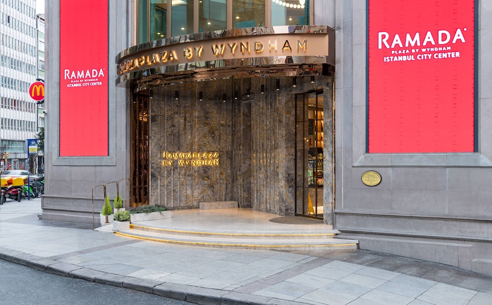 Ramada Plaza by Wyndham Istanbul City Center Adults Only - zdjęcie 3